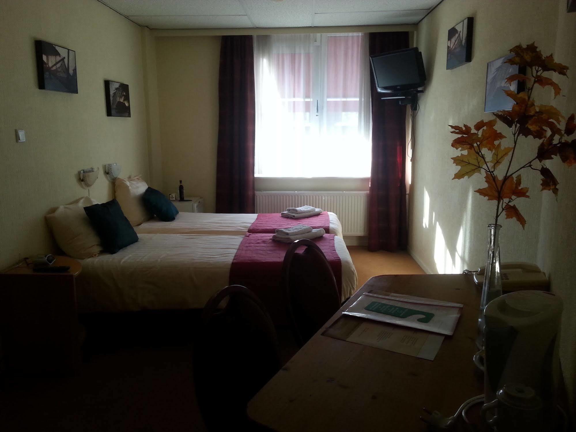 Oranje Hotel סיטארד מראה חיצוני תמונה