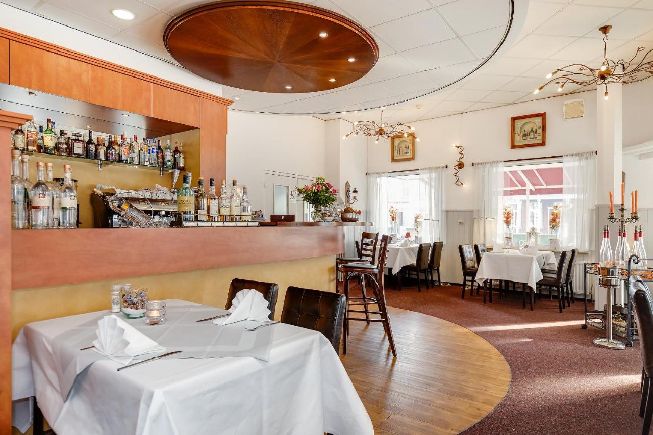 Oranje Hotel סיטארד מראה חיצוני תמונה