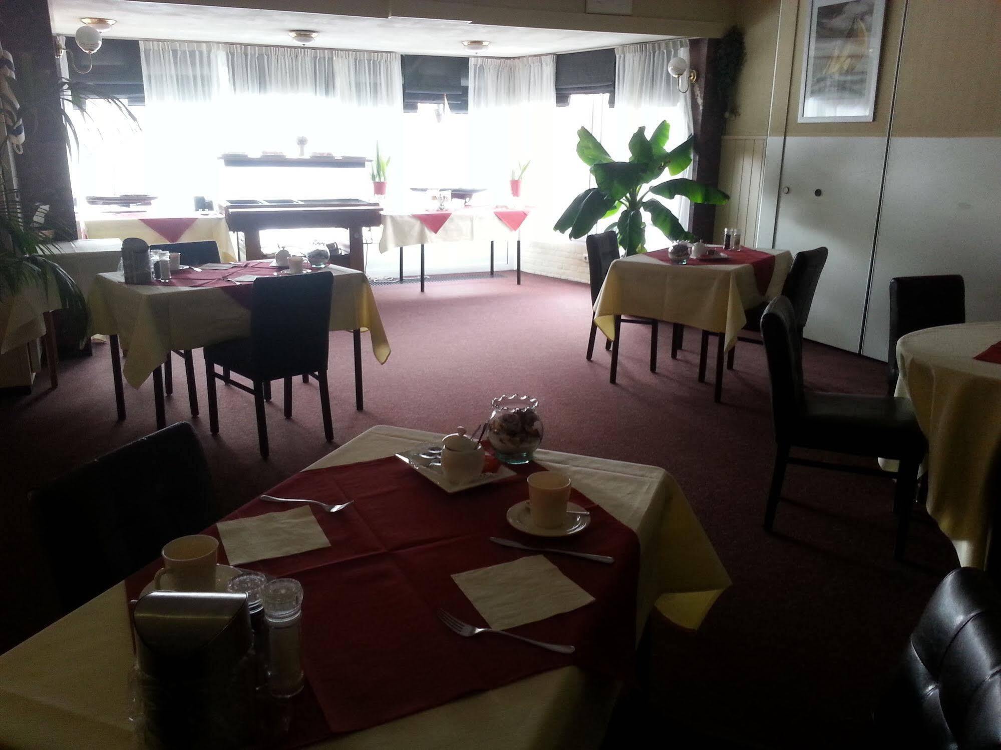 Oranje Hotel סיטארד מראה חיצוני תמונה